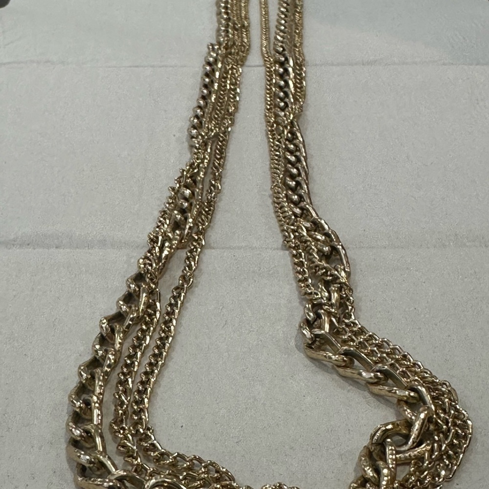 Vintage triple Gold Chain Necklace - Picture 15 of 16